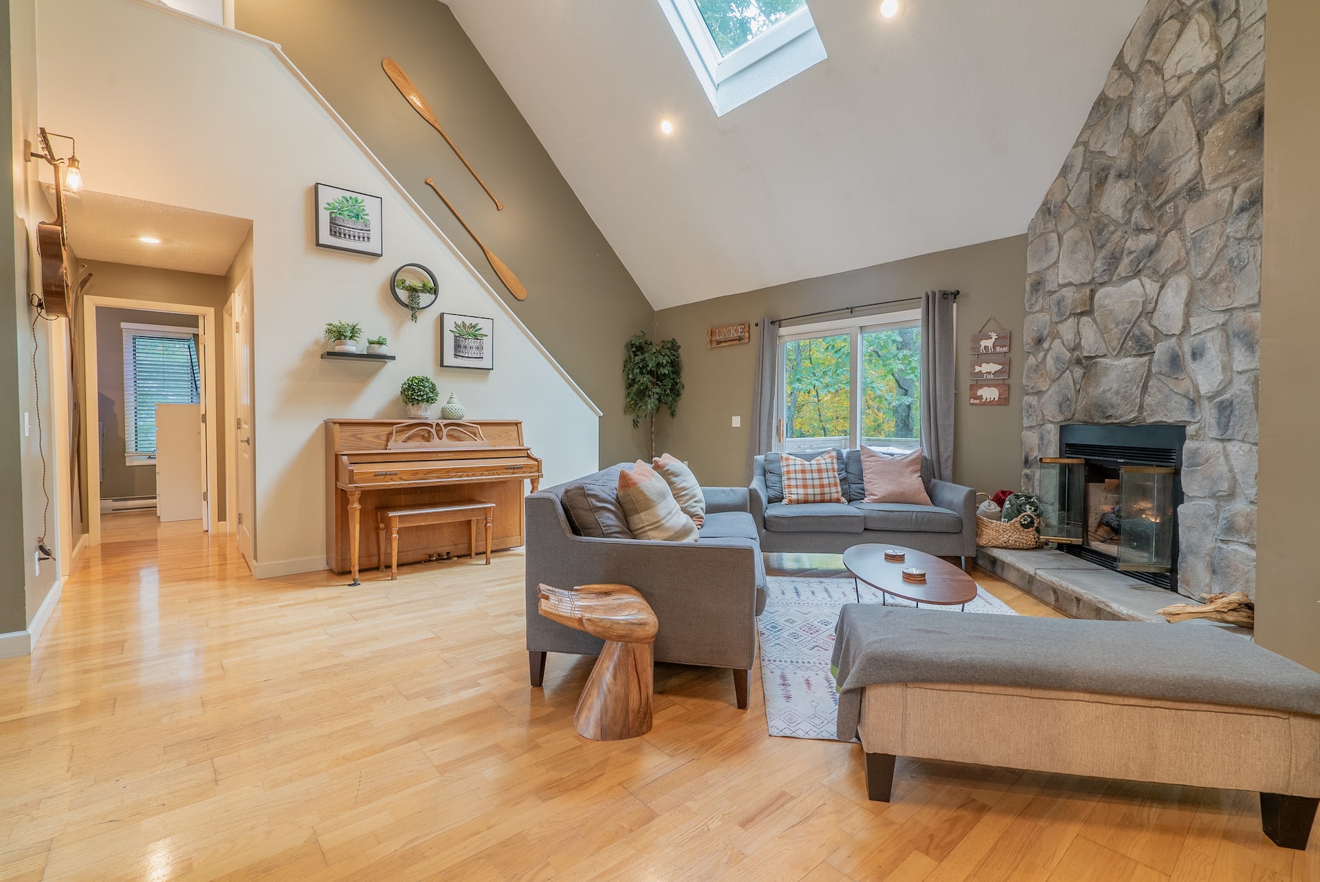 Living room 1