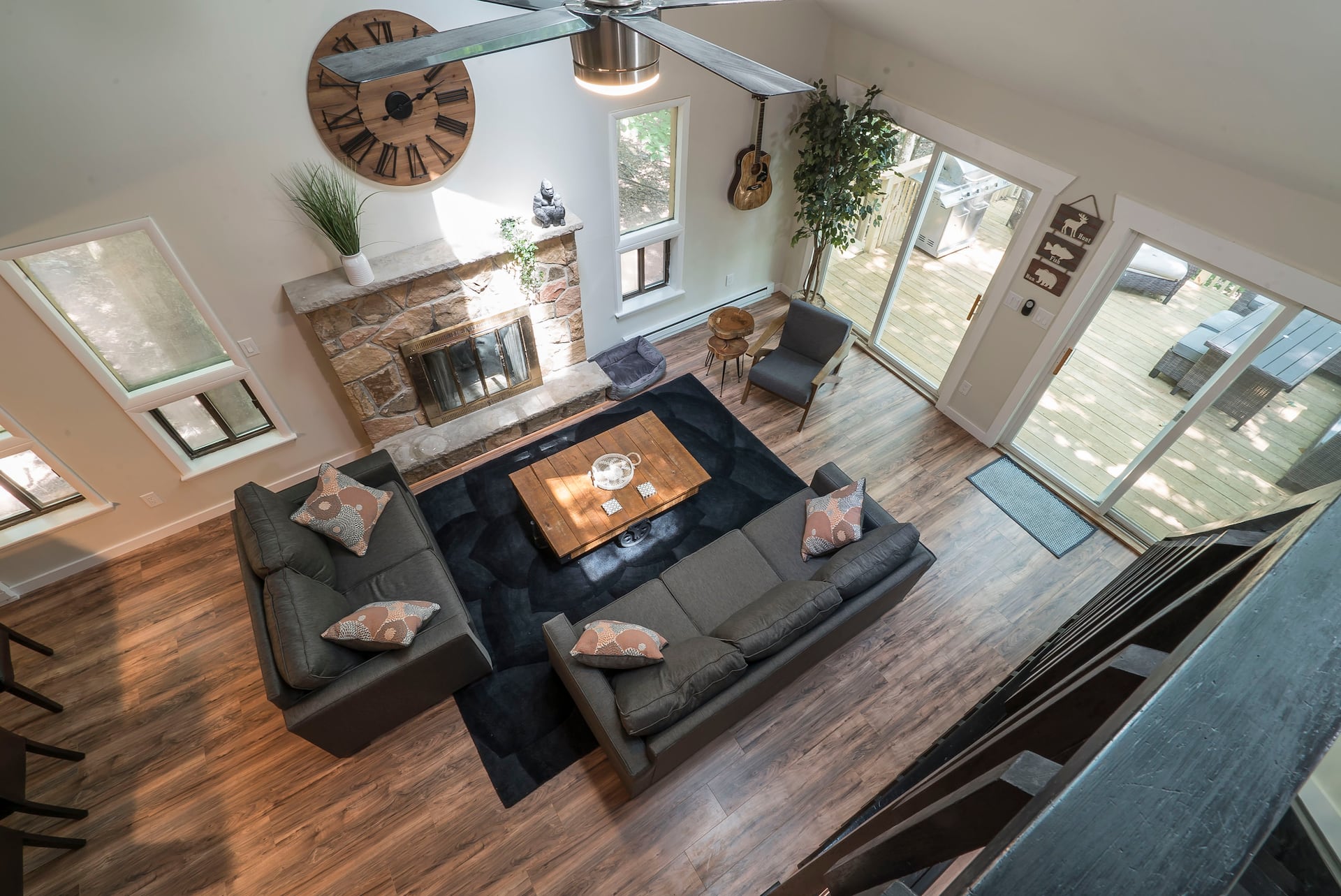 Living room 3