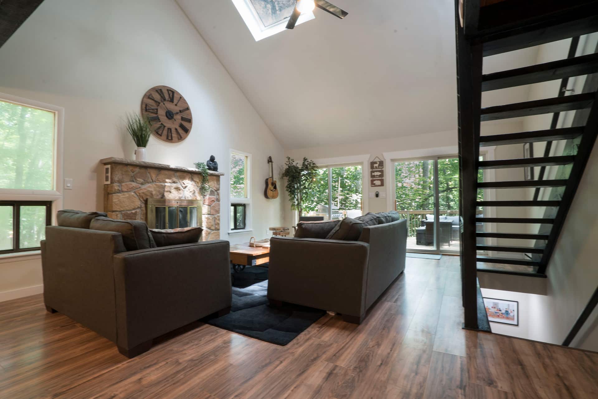 Living room 3